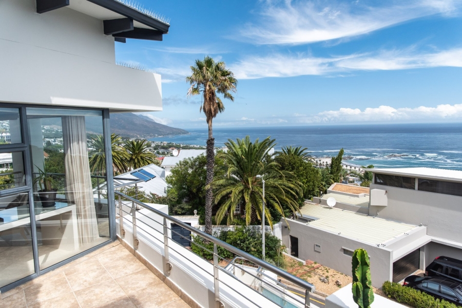 To Let 4 Bedroom Property for Rent in Camps Bay Western Cape
